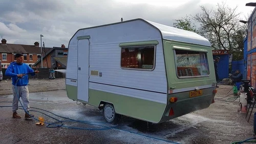 1974 Sprite Alpine caravan (project) - Picture 7 of 11