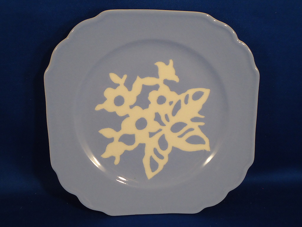 Vintage HARKER CAMEOWARE classic PLATE 6" DISH White Rose Pattern