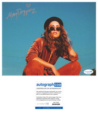 * MARY DROPPINZ * signed 8x10 photo * BORN TO FLY * DROP IN * ACOA * * MARY DROPPINZ * signed 8x10 photo * BORN TO FLY * DROP IN * ACOA *
