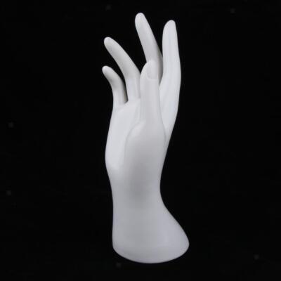 2pcs Female Mannequin Hand Plastic Hand Model Creative Rings Stand 2pcs Female Mannequin Hand Plastic Hand Model Creative Rings Stand