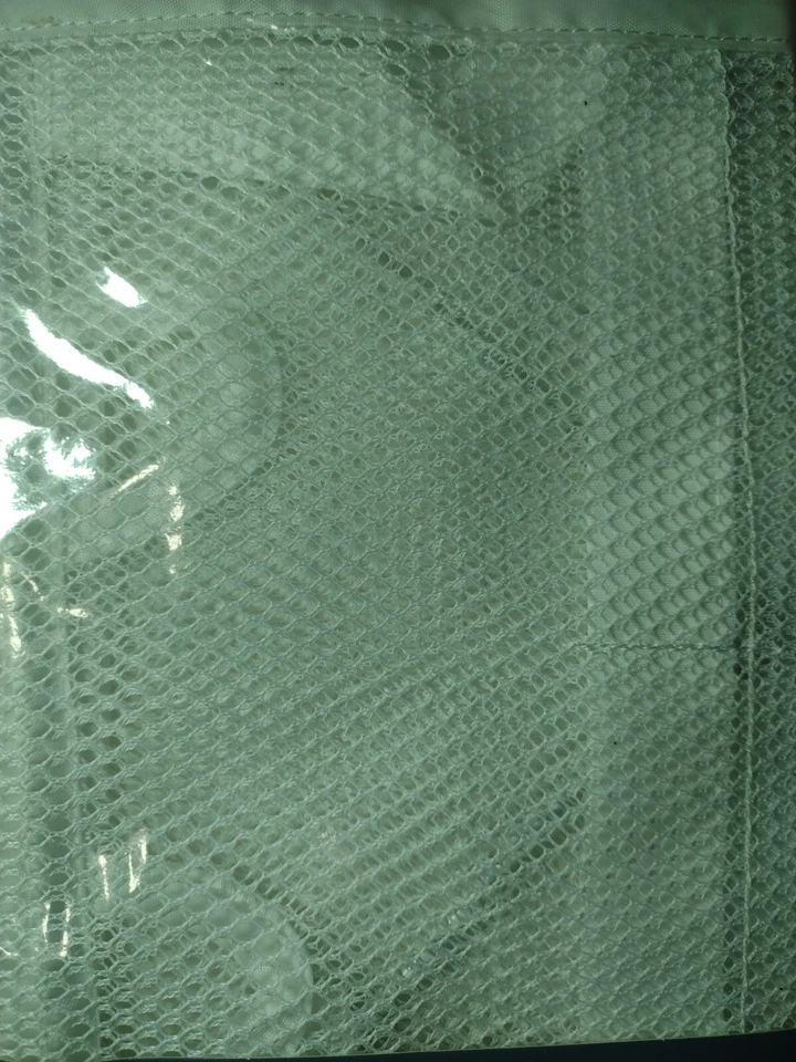 Carrito de ducha de malla colgante de Essential Home. 10 in W X 20,5 in H Foto 3 de 3