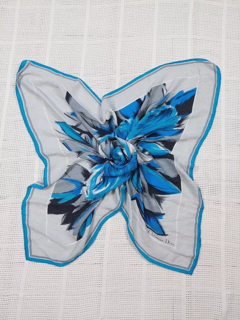 Foulard vintage avec imprimé floral original