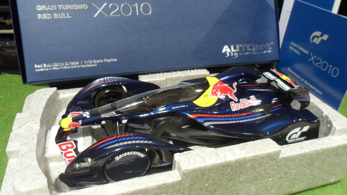 オートアート 1/18 RedBull X2010 S.Vettel レッドブル