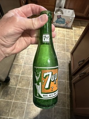 7up Swimsuit Girl ACL Soda Bottle East Kentucky Beverage Pikeville Hazard KY