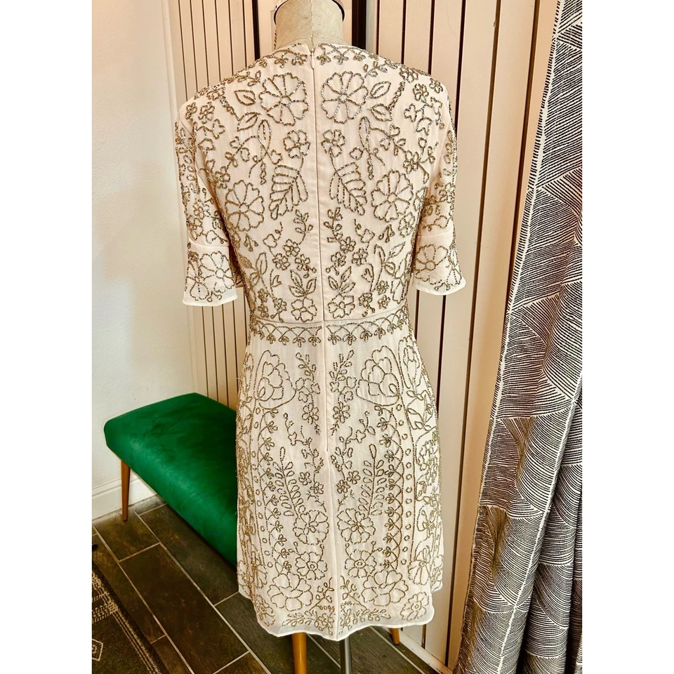 Vestido recto adornado con motivo lineal de aguja e hilo talla 2 Foto 3 de 4