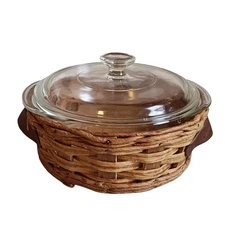 Vintage Pyrex 024 2qt Round Casserole Glass Baking Dish Lid Wicker Basket USA