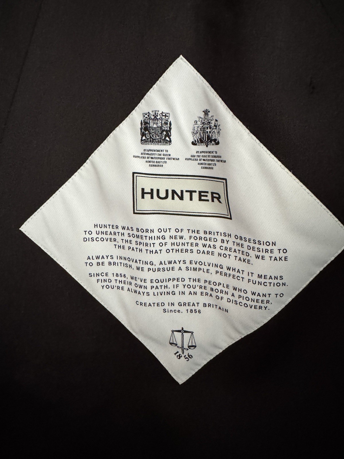 Women’s Hunter Trench Coat Size 10 (Rare) image 5