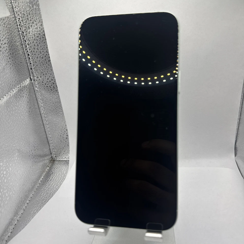 iPhone 15 Plus U.S Cellular 128gb - Image 2 of 4