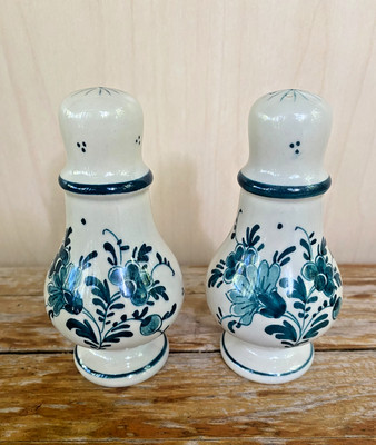 Zenith Green Salt & Pepper Shakers Greenfield Village Dearborn MI Holland