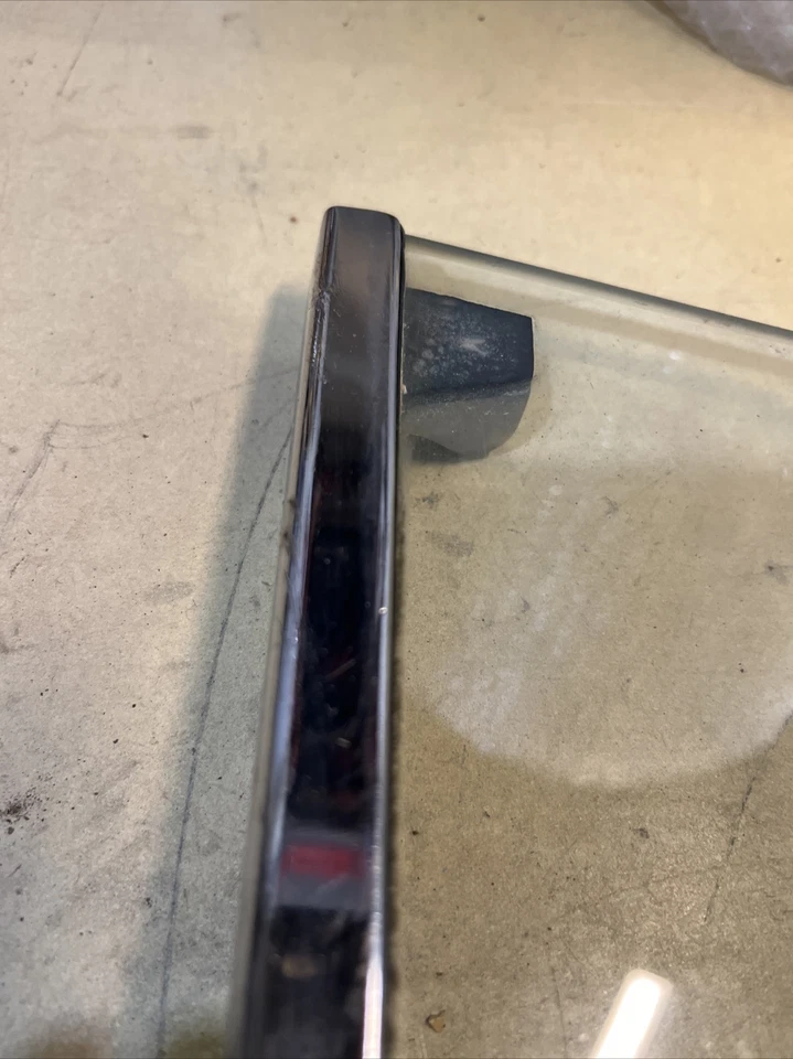 Ford Mustang Fastback 1969 1970 cuarto trasero ventana lateral 1/4 ventana lado del conductor Foto 4 de 4