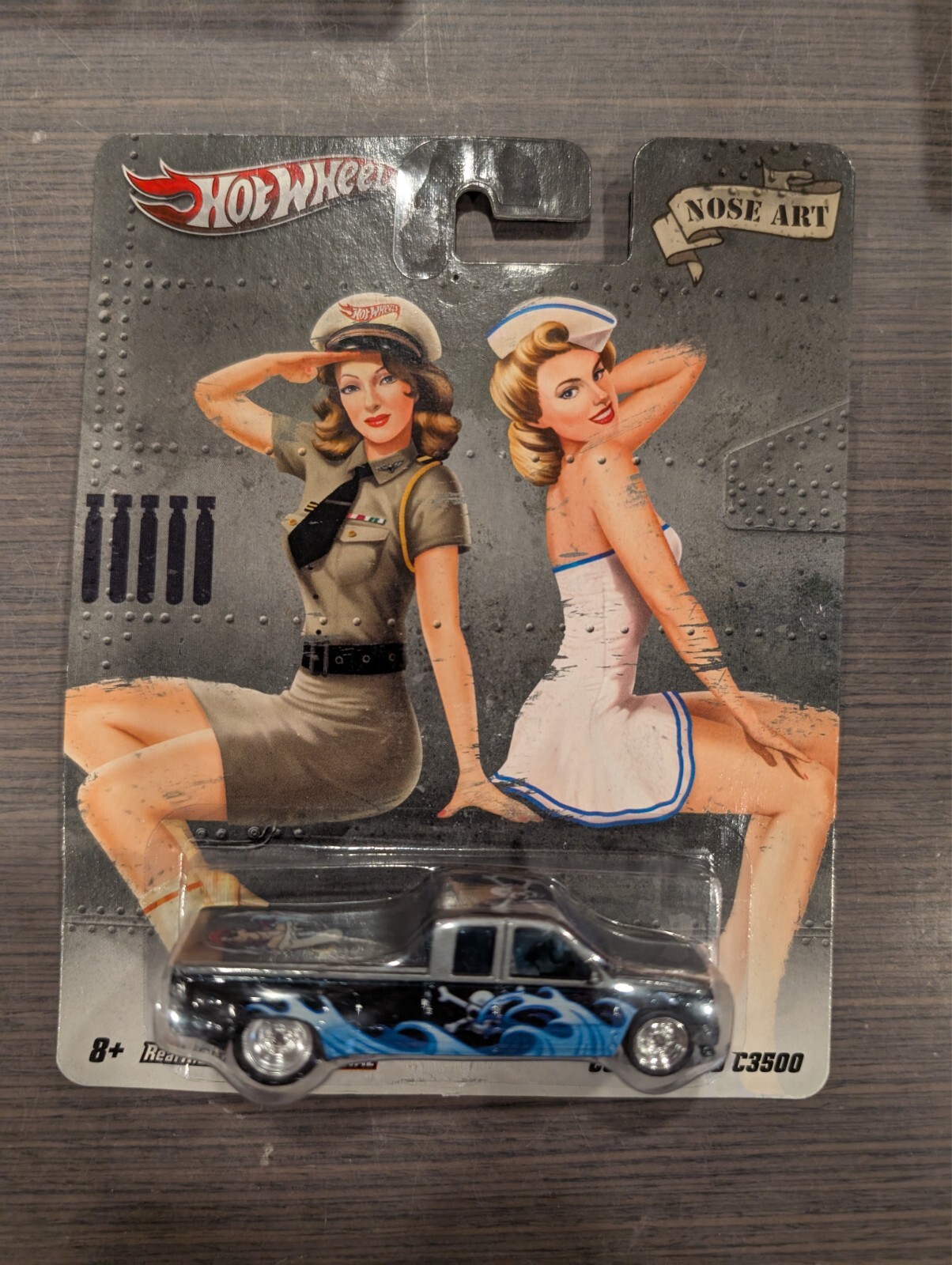 Hot Wheels Real Riders Nose Art Customized C3500 Silverado 2011 Nice!