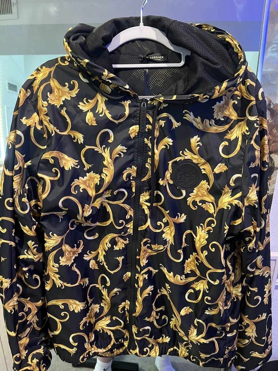 Versace hoodie hotsell jacket