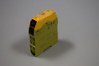 NEW PILZ  PNOZ m EF PDP Link 772121 [24 MON. WARR.]