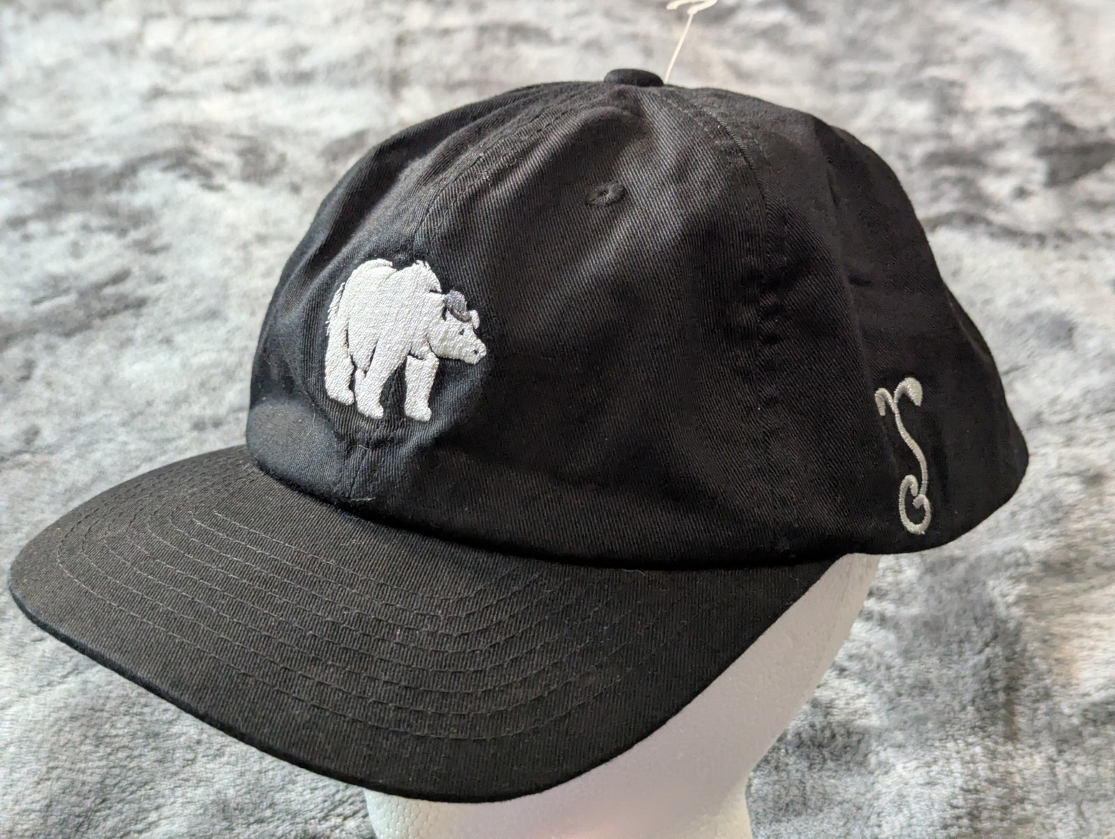 X RovR Grizzly Bear Committee Polar Bear Hat - Lined