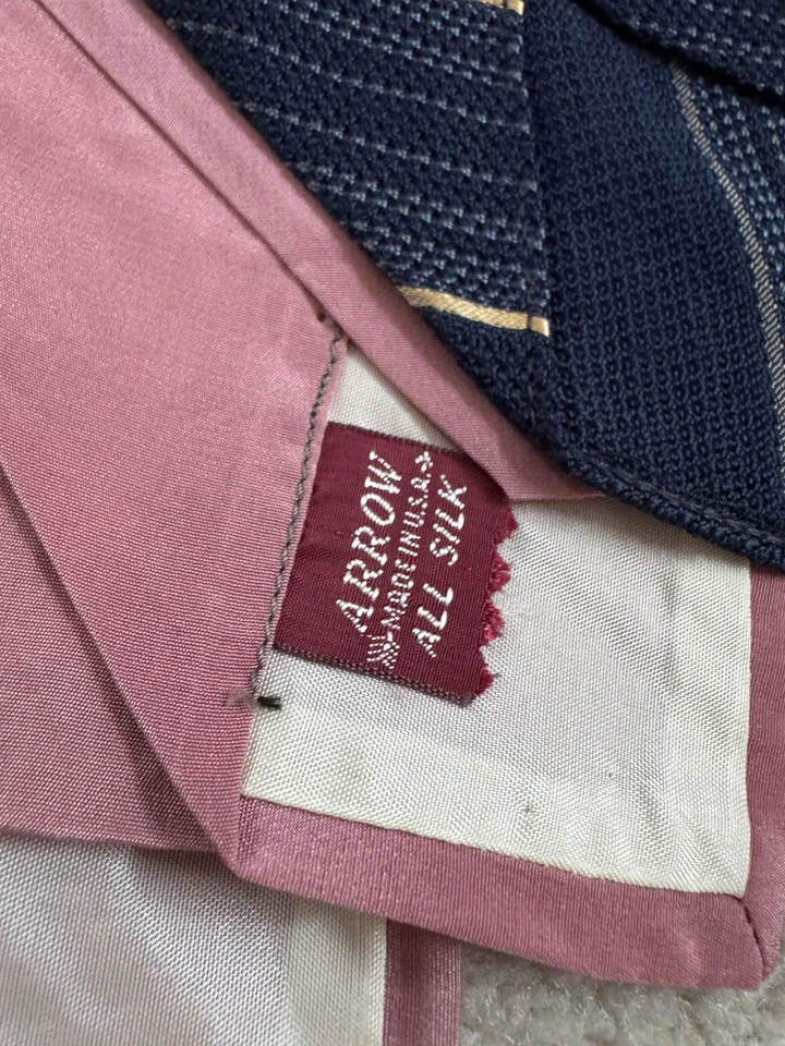 Lote de gravatas 1930-50 contagem oito, pintadas à mão, novas com etiquetas, desgaste menstrual - Imagem 4 de 4