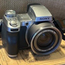 Sony Camera DSCH1 Digital  MPEG Movie VX , Works , w Black Case Kenneth Cole