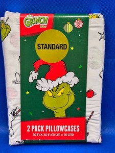 Franco Manuf. Dr. Seuss The Grinch & Max Dog Set 2 Standard Pillowcases