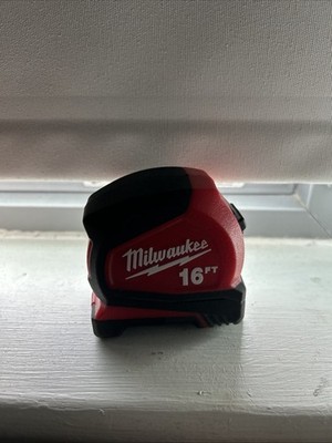 5 M/16 Ft. Compact Tape Measure Milwaukee Plastic Lockable Metric SAE Hand Tool