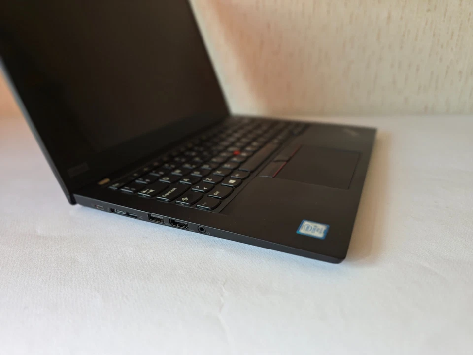 Lenovo ThinkPad X390..i5-8365U..Ram 8..SSD 512 Batteria Perfetta RICONDIZIONATO - Immagine 4 di 4