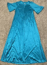 Vintage Vanity Fair Long Blue Nylon Gown 1/2 Sleeves Gorgeous!
