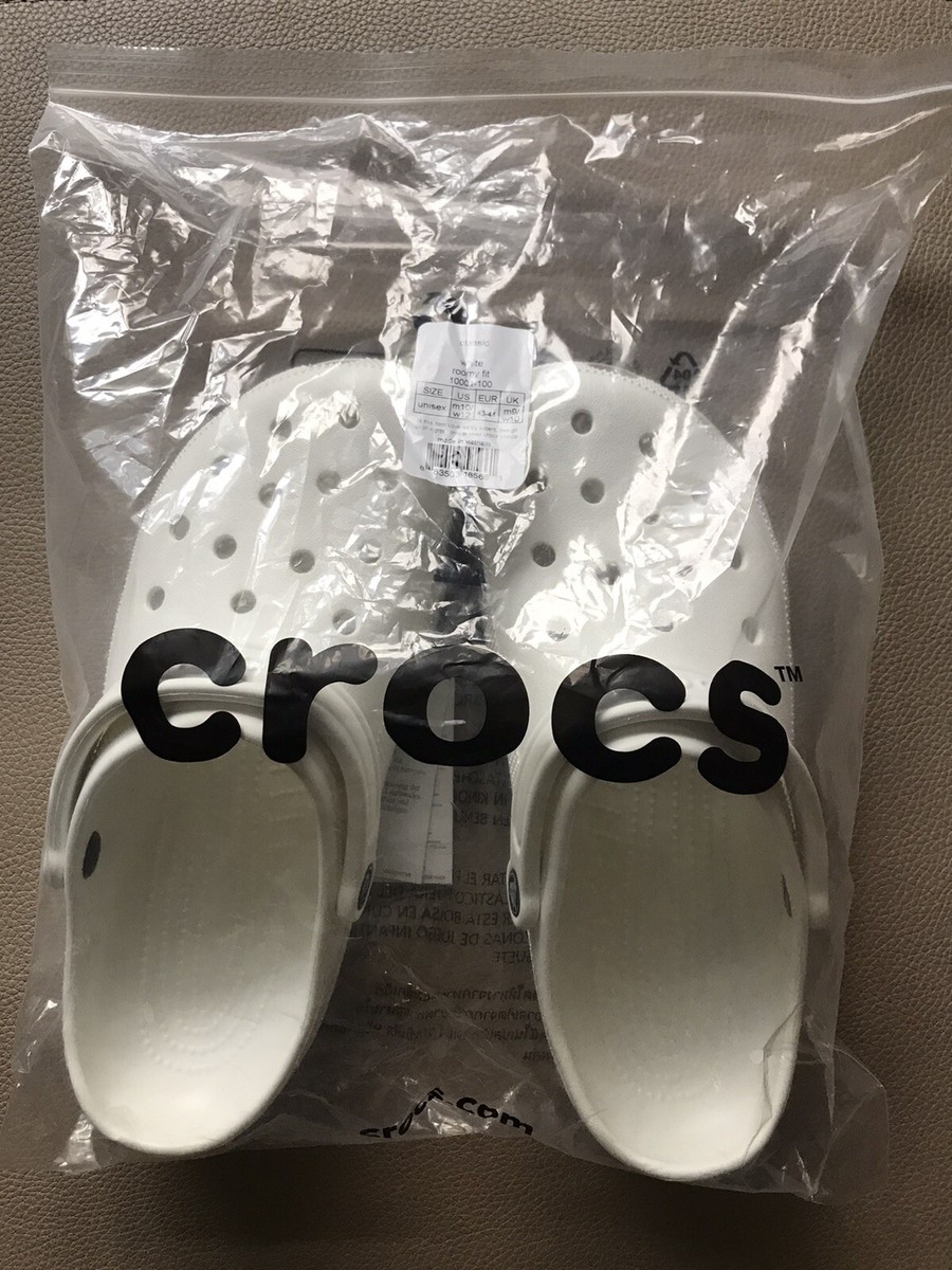 Crocs Classic Slip On Sandal/Shoe - Men Size 10 / Women Size  display picture 1