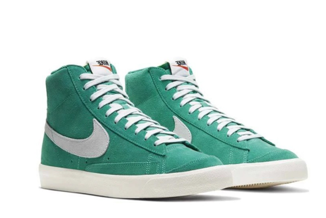 Size 12.5 - Nike Blazer Mid Vintage 77 
