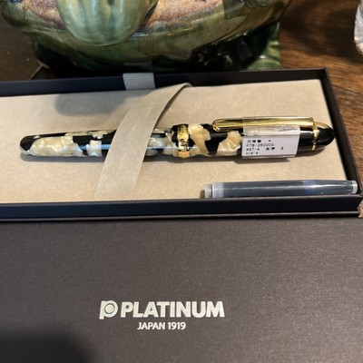 Platinum #3776 CELLULOID Fountain Pen ISHIGAKI Broad Nib TOP TIER GREAT PRICE
