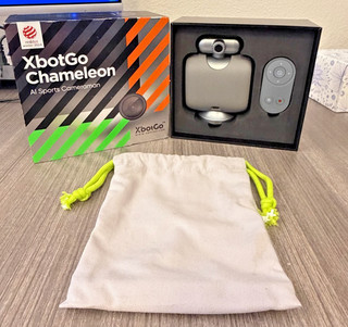 XbotGo Chameleon AI Sports Cameraman supporto telefono telecomando scatola aperta