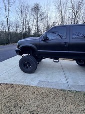 2000 Ford Excursion loaded on eBay