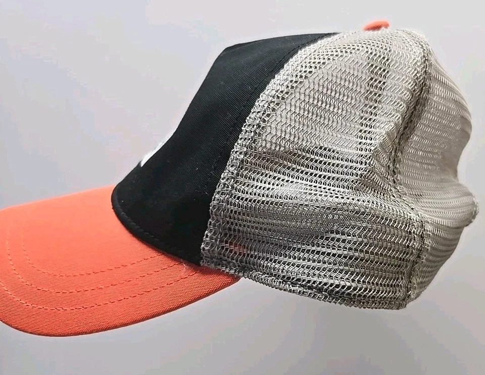 巴塔哥尼亚女式帽子粉彩 P-6 标签网眼卡车司机黑色和橙色 — 第 2/4 张图片