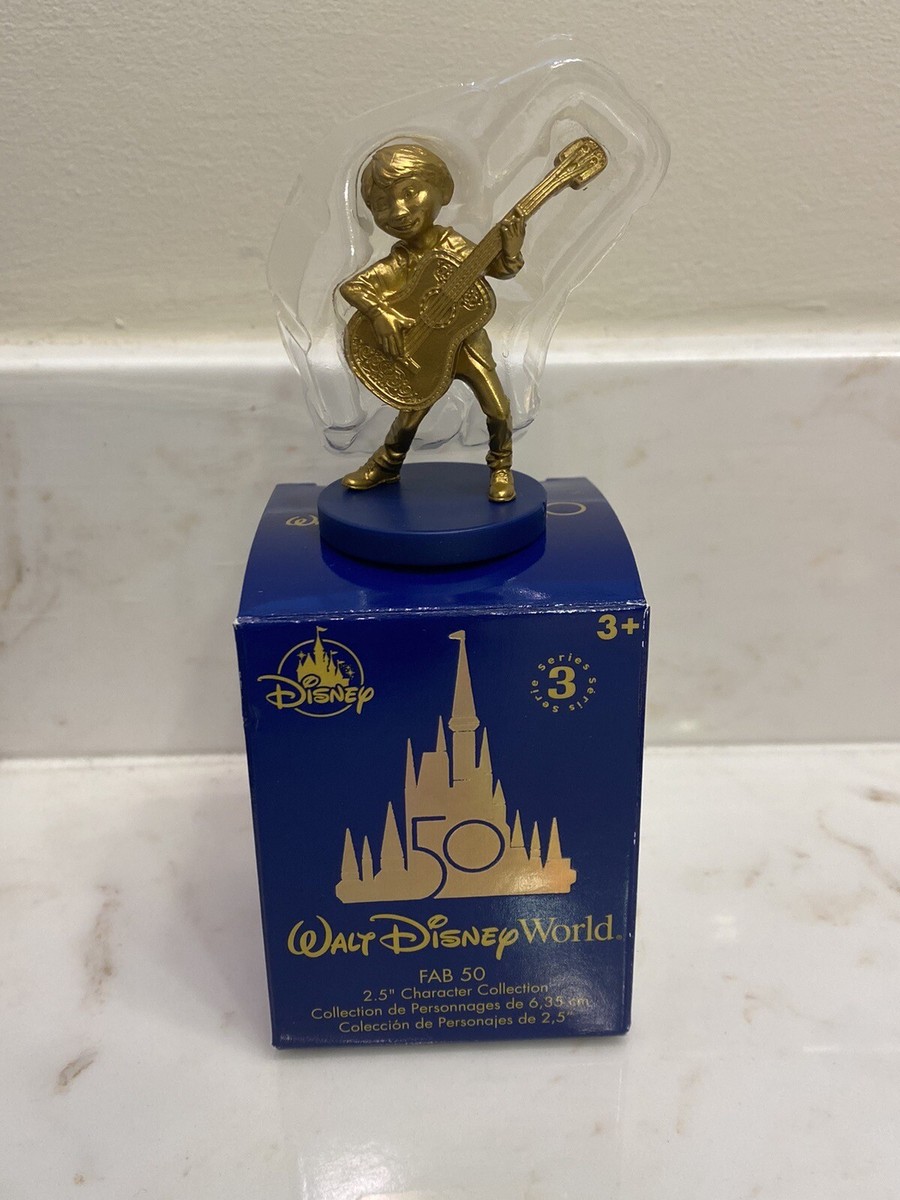 Walt Disney World 50th Anniversary Fab 50 Blind Box 3 Gold Figure