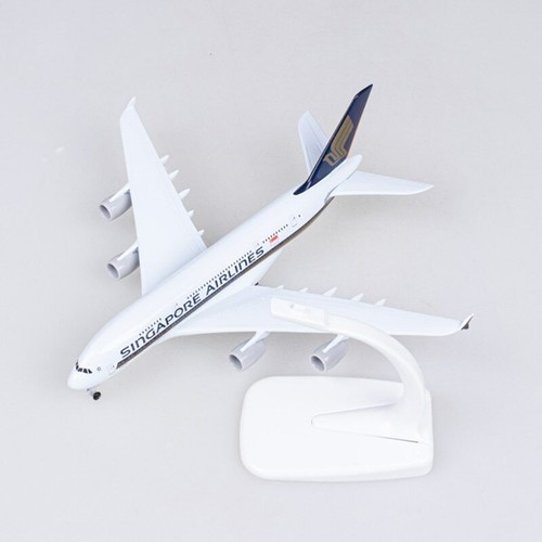 1/200 A380 Singapore Airlines aereo pressofuso lega di metallo modello aereo 20 cm - Foto 5 di 12