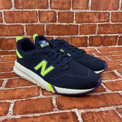 New Balance Women's 009 Retro Sneakers 