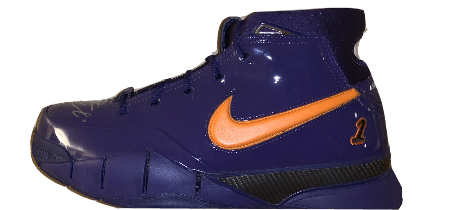 kobe 1 devin booker