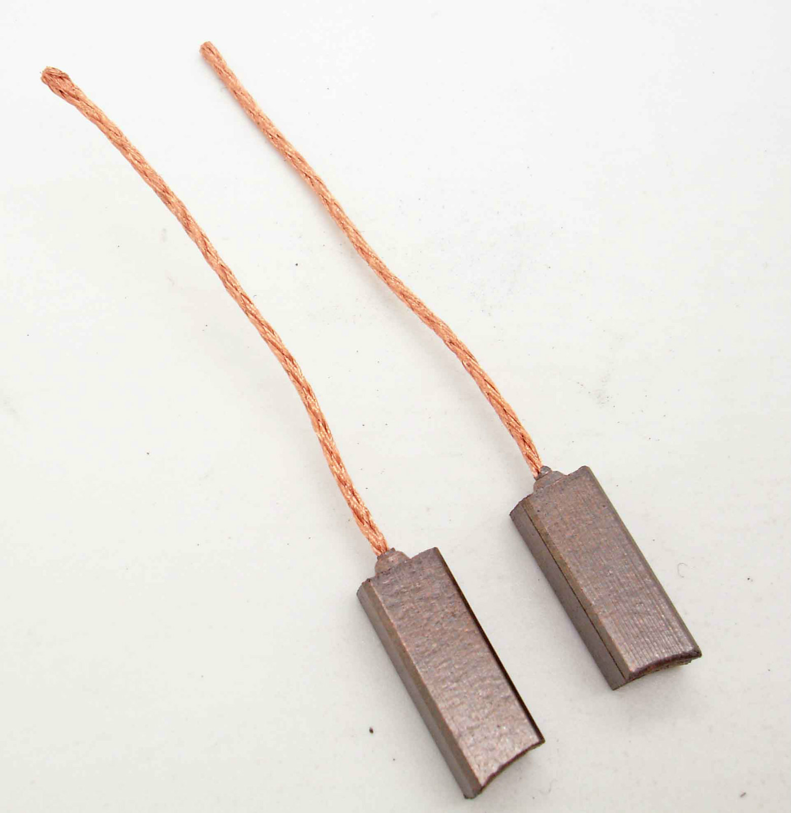 CARBON BRUSHES FOR VALEO ALTERNATORS ALL TYPES RENAULT T35 eBay