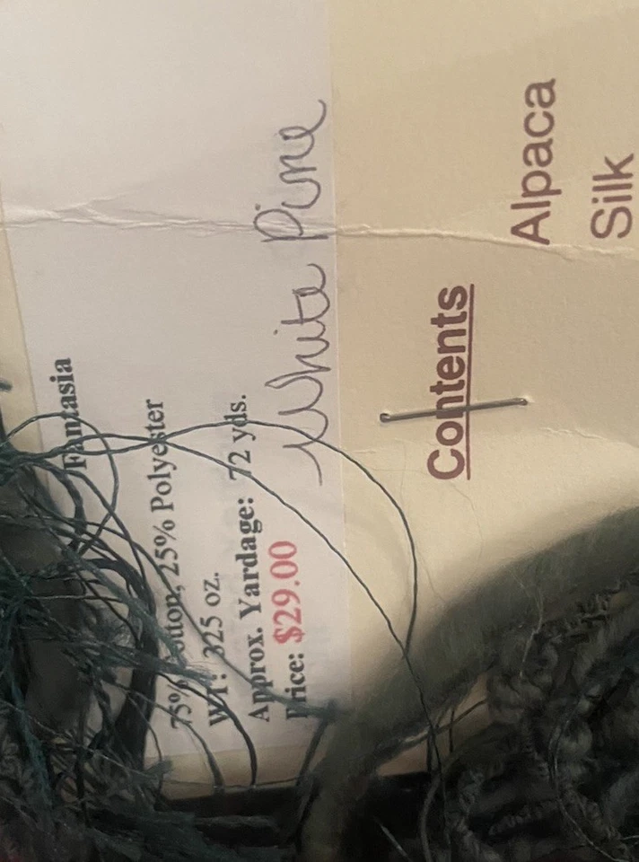 Sonetos de hilo Ellyn Cooper FANTASÍA - pino blanco 72 yardas teñido a mano suave a mano Foto 2 de 3