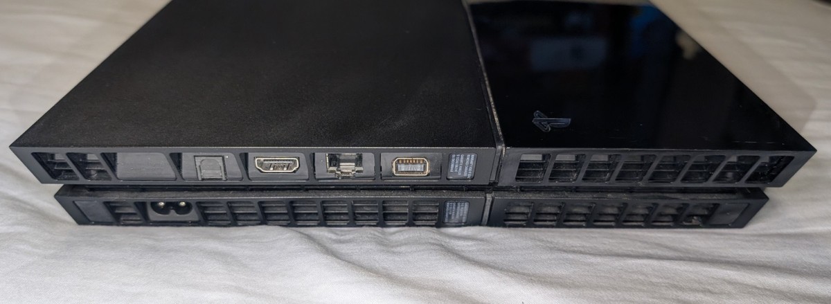 Tested - PS4 500g w/power, HDMI and controller wire ( CONTROLLER