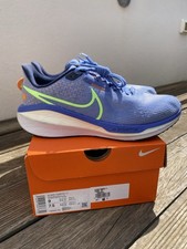 Nike Vomero 17  Size 40.5 EU