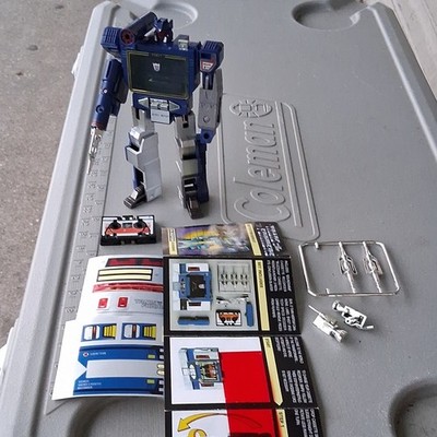 Hasbro Transformers Soundwave Decepticon Action Figure w/ Gun