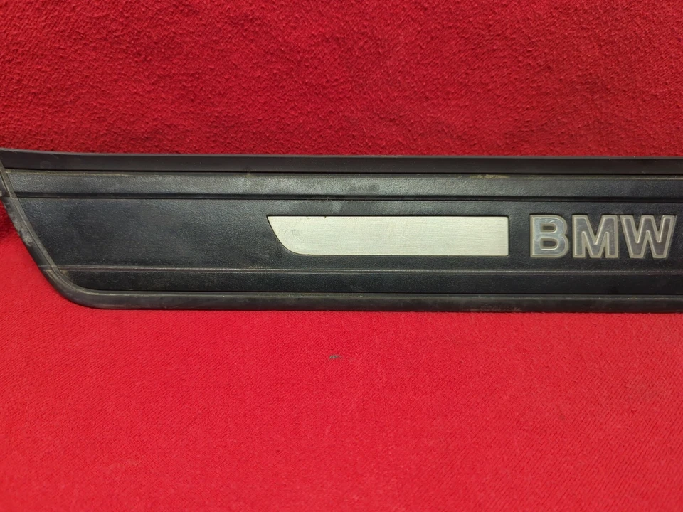 BMW 535i/550i GT 2010-2016 pasajero puerta delantera umbral placa de desgaste - iluminado Foto 3 de 4