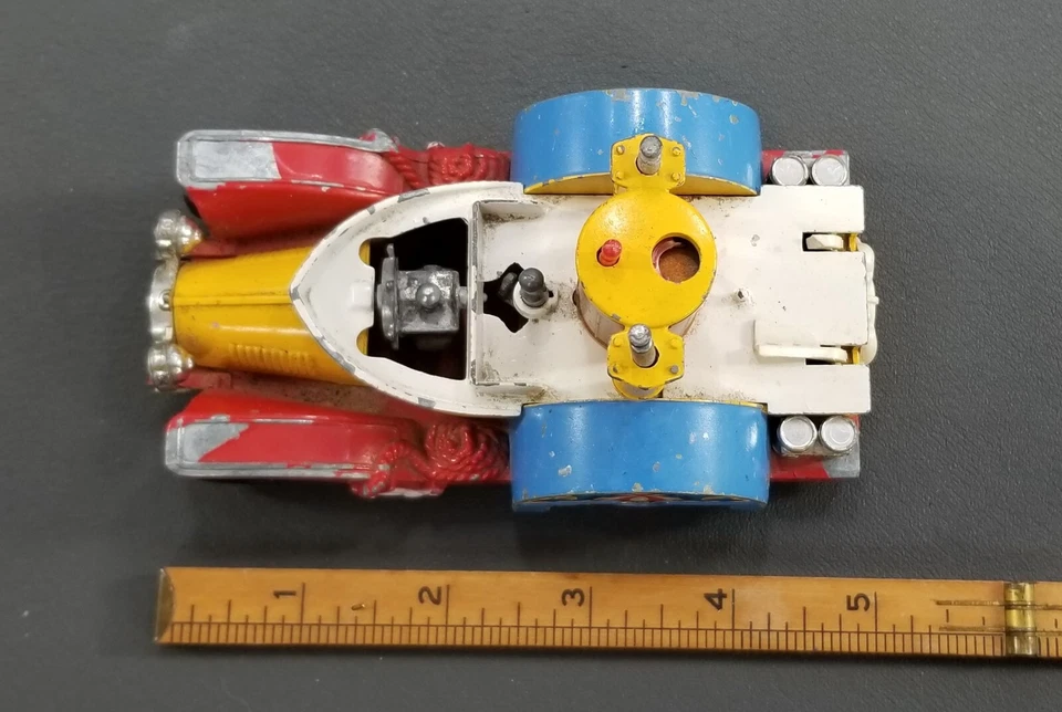 Vintage Incomplete Popeye Corgi Comics Paddle Wagon Made in the UK 1967 - Image 4 of 4