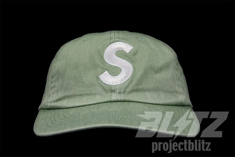 SUPREME PIGMENT PRINT S LOGO 6-PANEL CAP LIGHT SAGE FW22 HAT