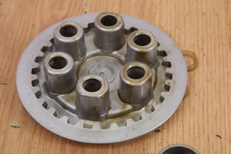 1978 YAMAHA TT500 cesta de embreagem cubo placa de pressão discos molas - Imagem 4 de 4