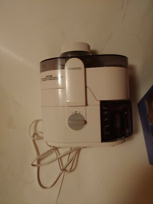 Kenwood Juicer JE600