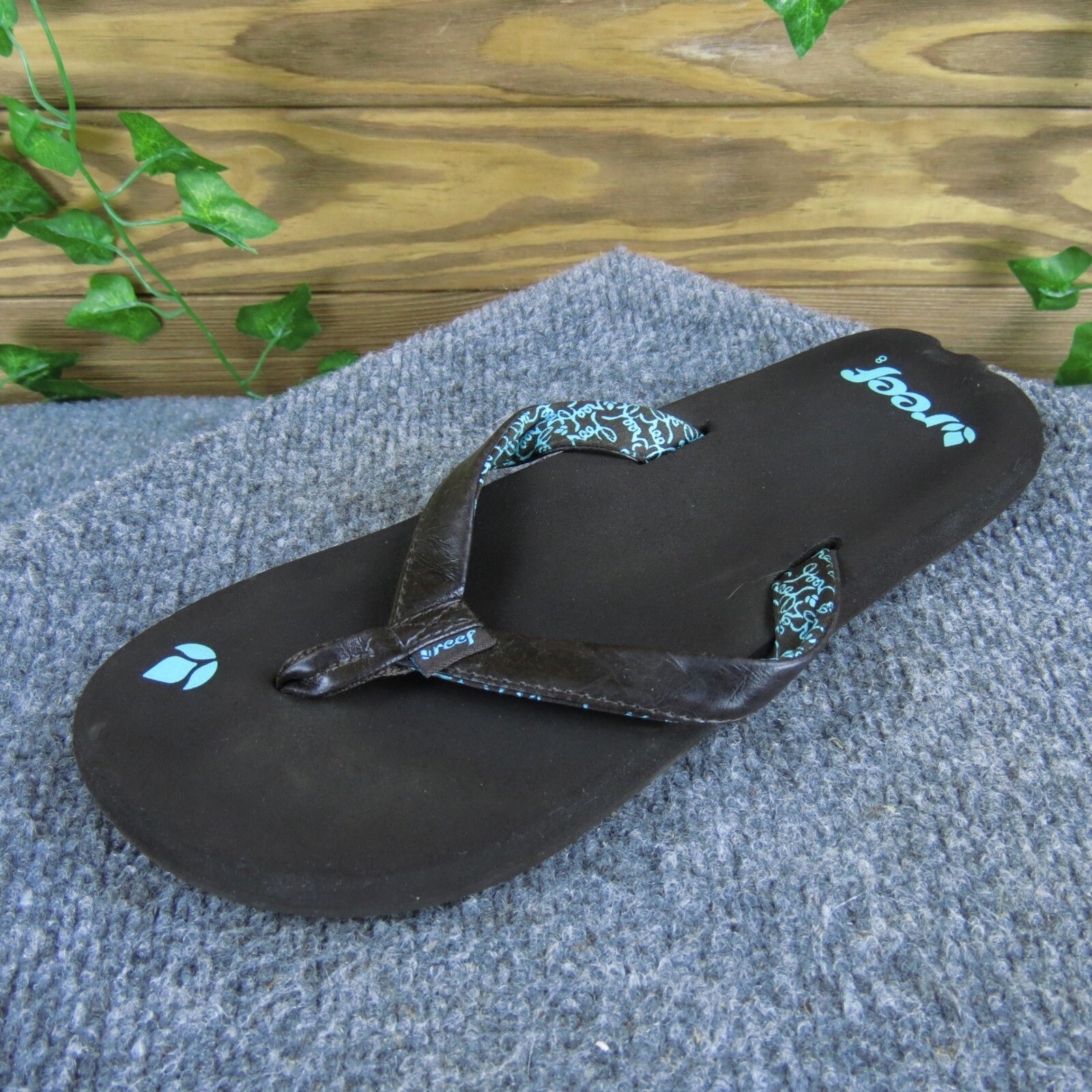 Reef Flip Flops Brown Thong Sandals Beach Summer Casual Women's Size 8-image