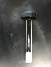 NEW JOHN DEERE FUEL TANK CAP AND GAUGE AM143251 