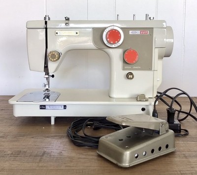 Works! Vintage Janome Stradivaro 669 Heavy Duty Japan Zigzag Sewing Machine A3