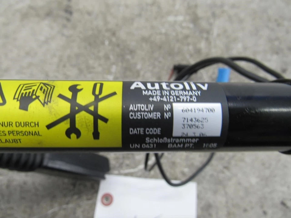 2006 2008 Mini Cooper Left driver front seat belt buckle pretensioner sensor OEM Foto 4 de 4