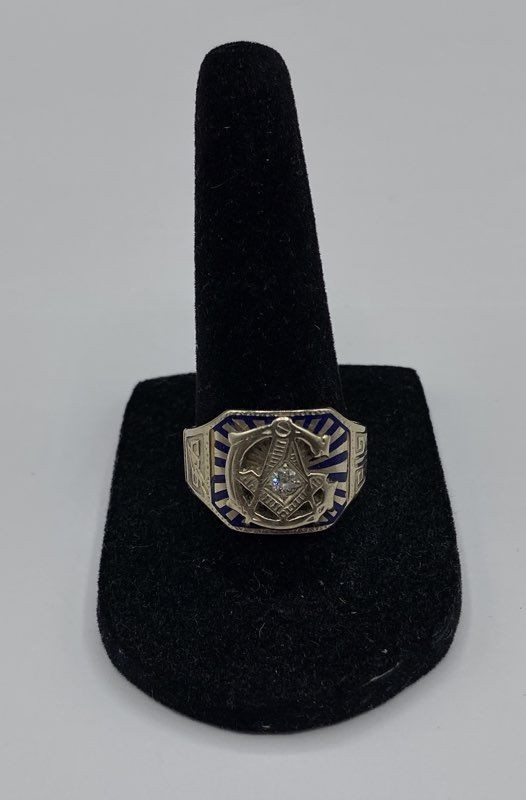 13k White Gold Diamond Vintage Masonic Size 9 1/2 7.3 g Ring
