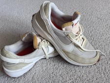 Nike Women s Running Shoes 7.5 Tan Good Used ...